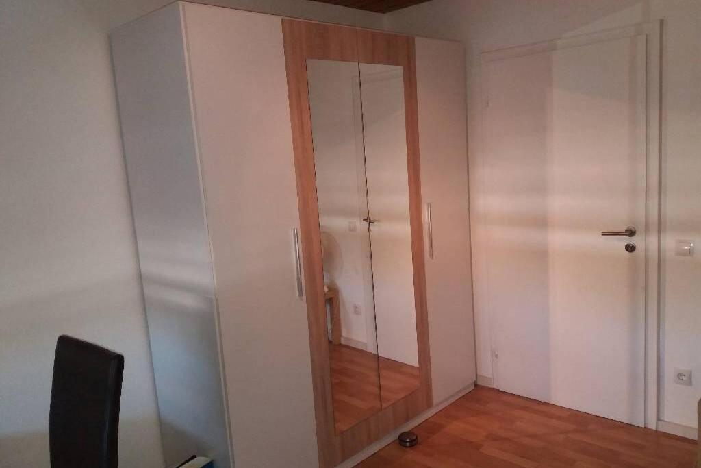 Ferienwohnung In Эденкобен Экстерьер фото